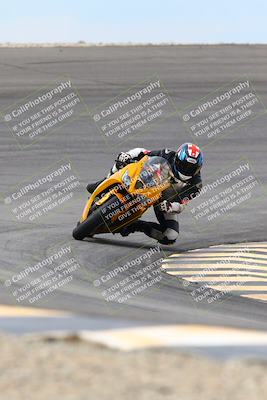 media/Mar-13-2022-SoCal Trackdays (Sun) [[112cf61d7e]]/Bowl Exit (1110am)/